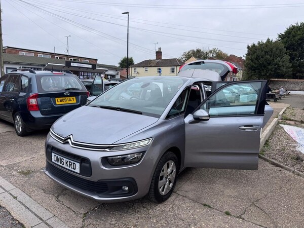 Used Citroen C4 Picasso 2016 for sale - 76309386: Photo 10