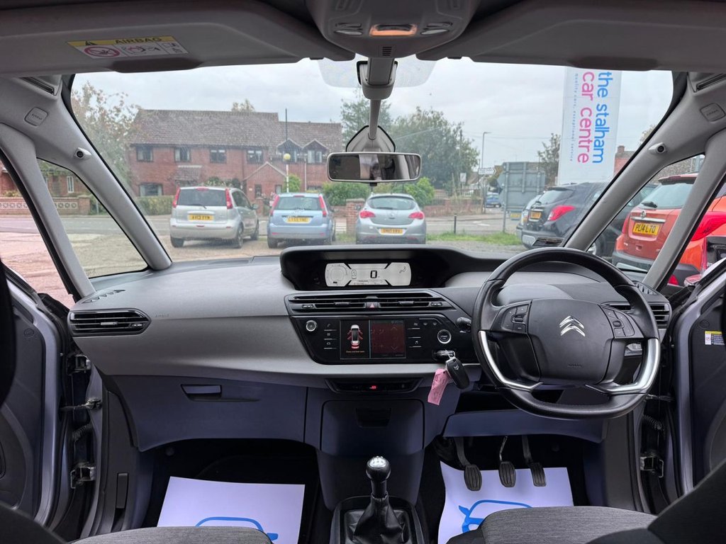 Used Citroen C4 Picasso 2016 for sale - 76309386: Photo 2