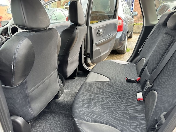 Used Nissan Note 2013 for sale - 76173028: Photo 11