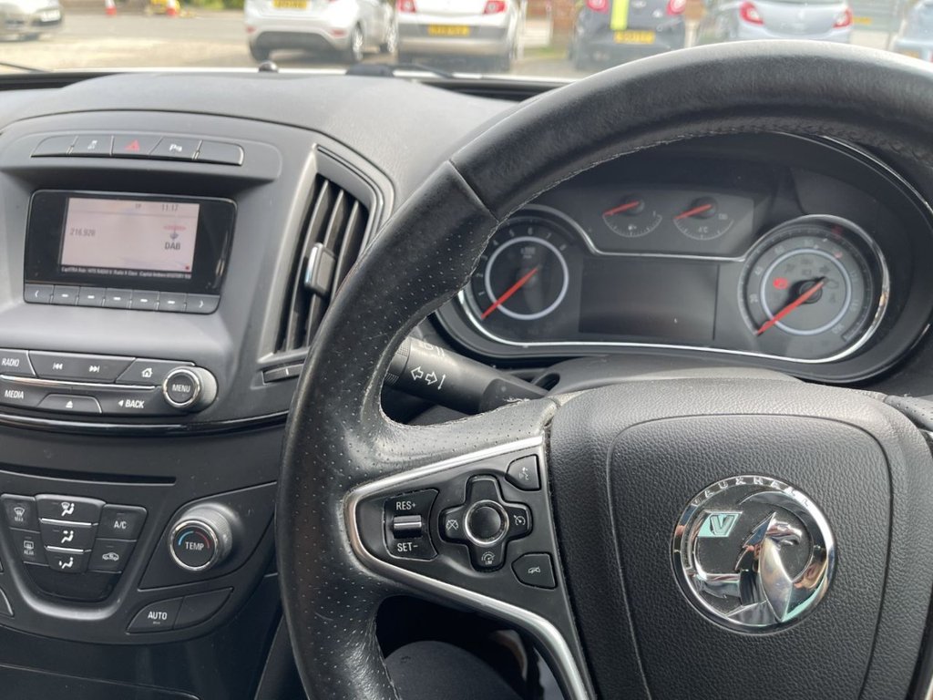 Used Vauxhall Insignia 2015 for sale - 78181301: Photo 17