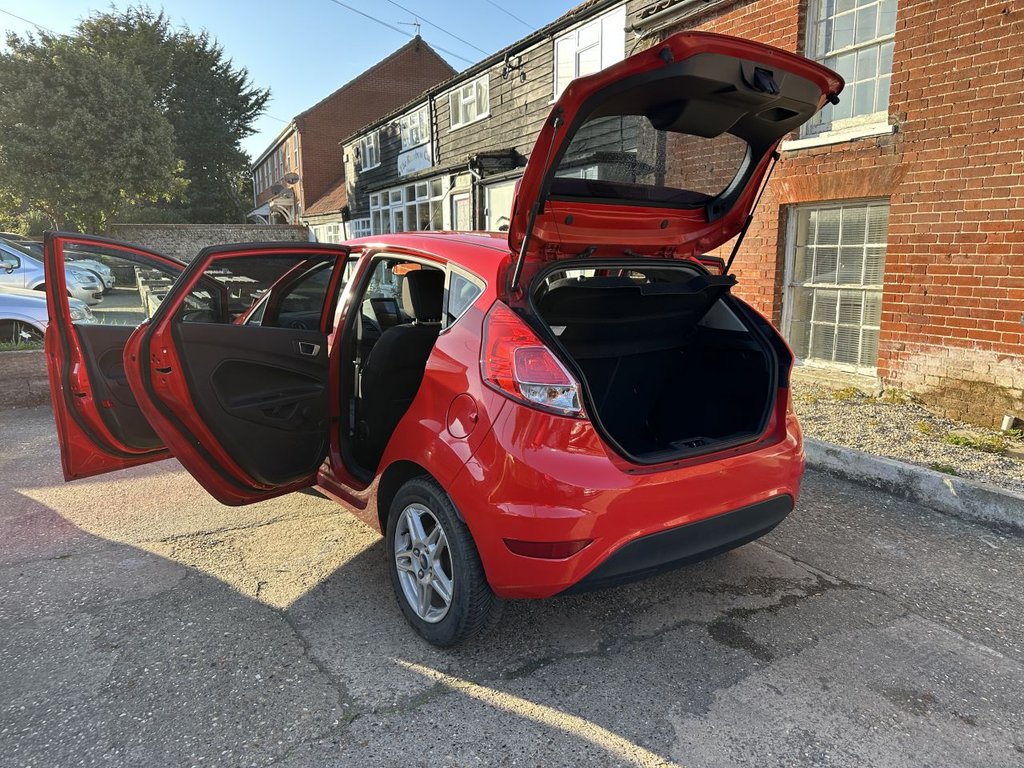 Used Ford Fiesta 2013 for sale - 76546855: Photo 12