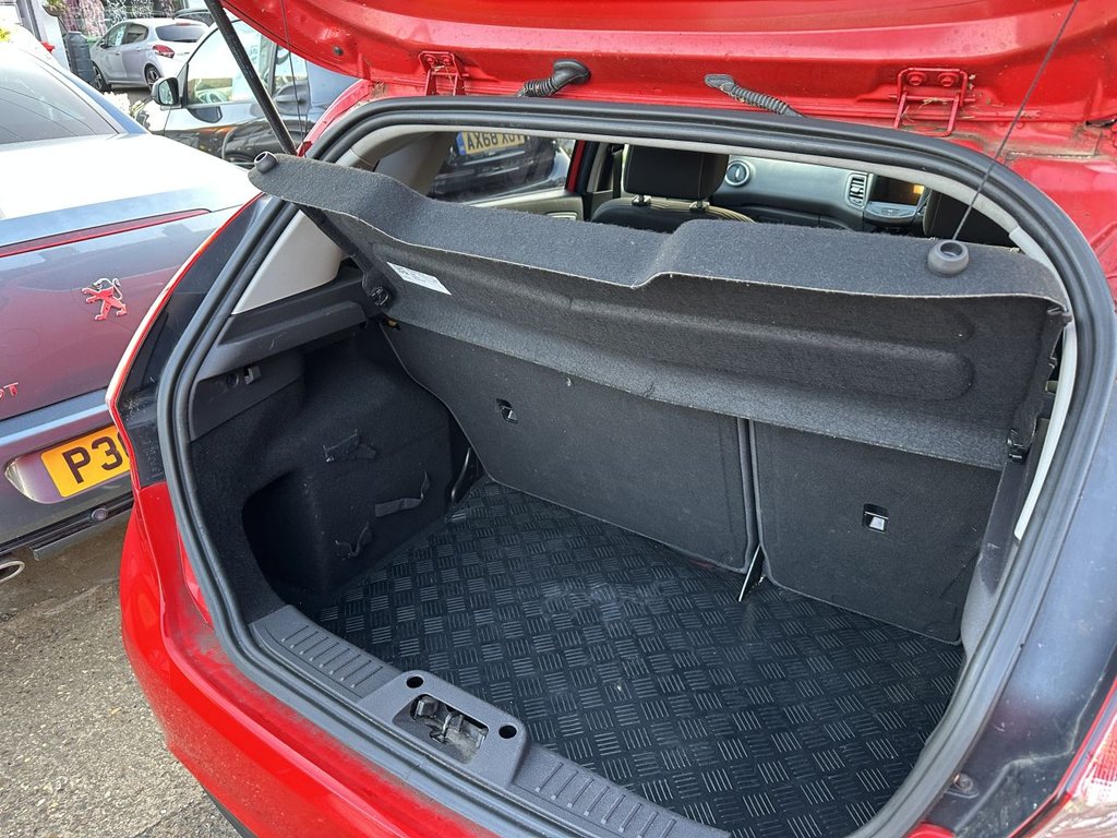 Used Ford Fiesta 2013 for sale - 76546855: Photo 16