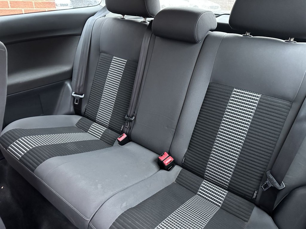 Used Volkswagen Polo 2008 for sale - 76820805: Photo 11