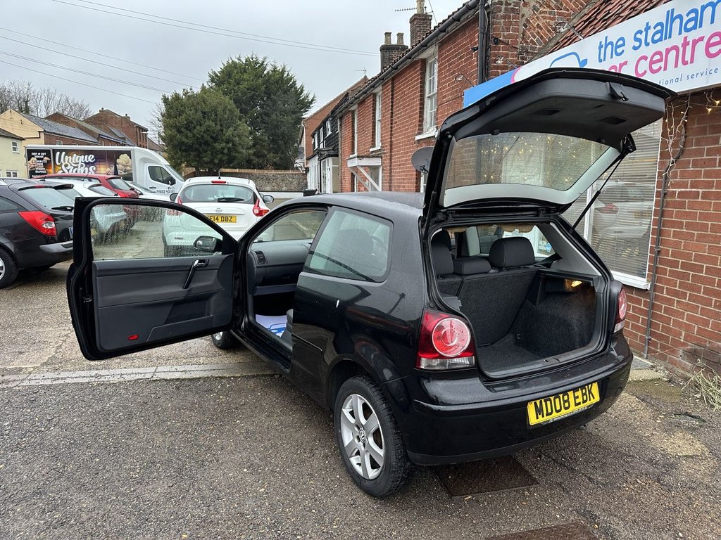 Used Volkswagen Polo 2008 for sale - 76820805: Photo 14