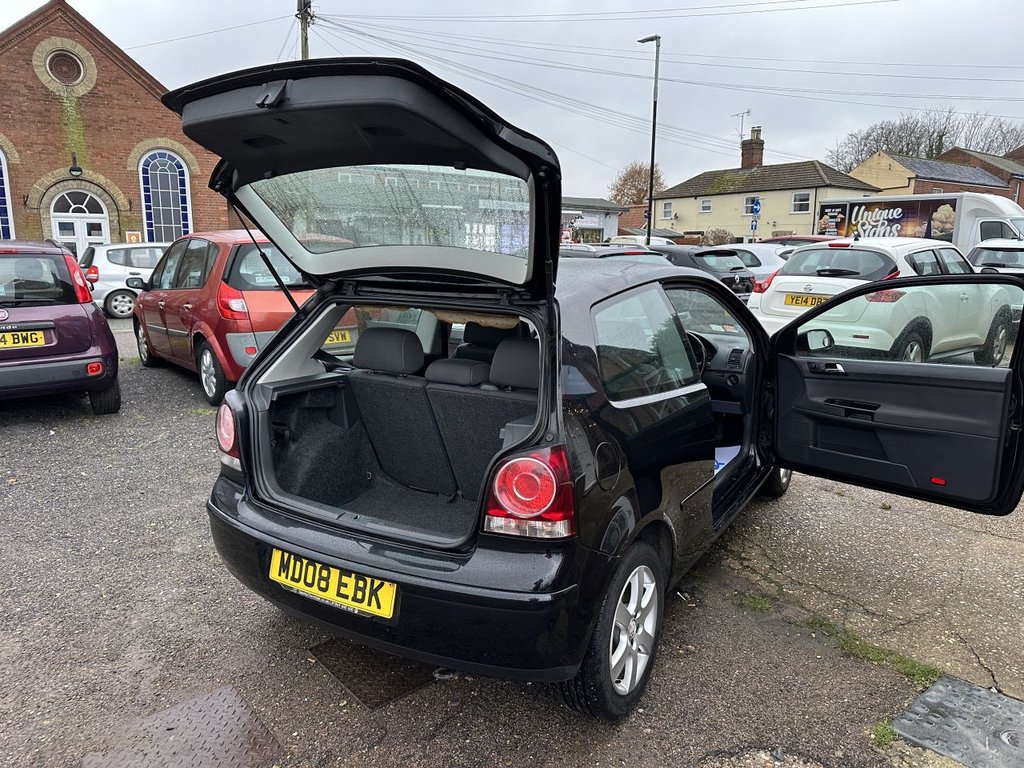 Used Volkswagen Polo 2008 for sale - 76820805: Photo 18