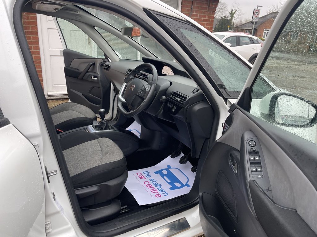 Used Citroen C4 Picasso 2015 for sale - 77384133: Photo 13