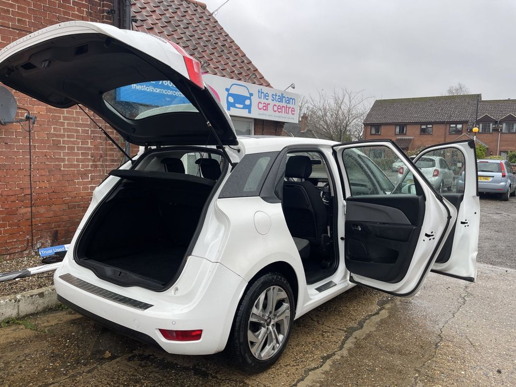 Used Citroen C4 Picasso 2015 for sale - 77384133: Photo 9