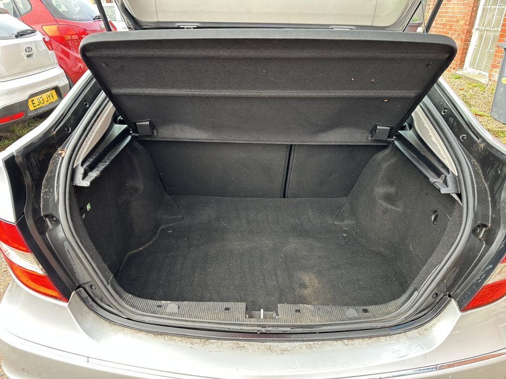 Used Mercedes-Benz CLC Class 2009 for sale - 76642609: Photo 9