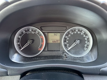 Used Skoda Fabia 2010 for sale - 78479538: Photo