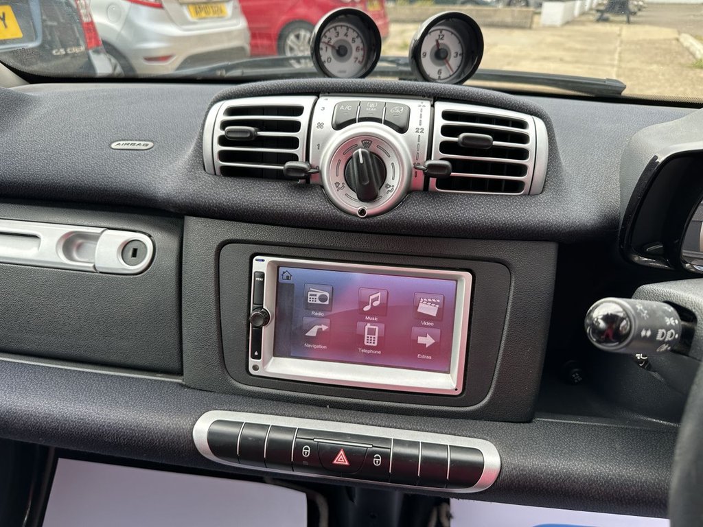 Used smart fortwo 2013 for sale - 76132929: Photo 19