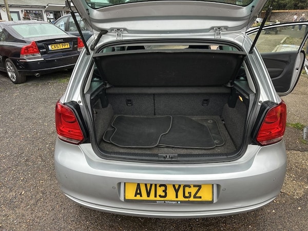 Used Volkswagen Polo 2013 for sale - 76163296: Photo 11