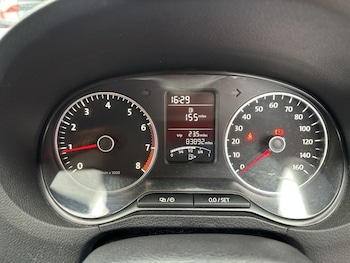 Used Volkswagen Polo 2013 for sale - 76163296: Photo 2