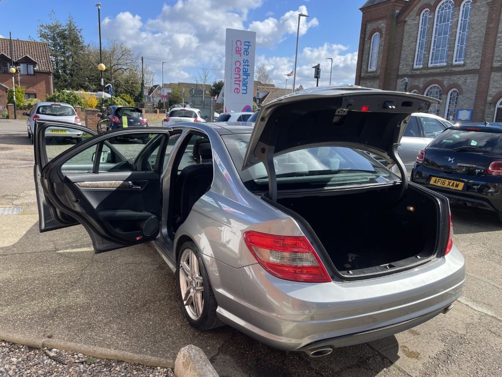 Used Mercedes-Benz C Class 2010 for sale - 78030805: Photo 11