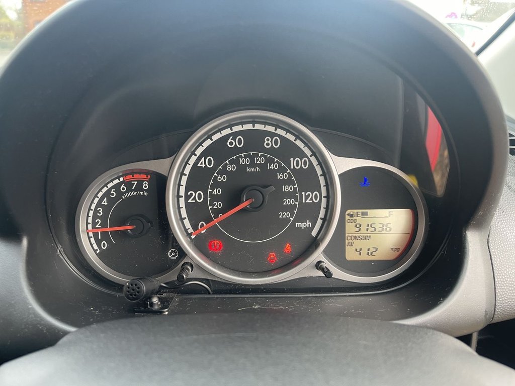 Used Mazda Mazda2 2013 for sale - 77399734: Photo 19