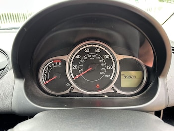 Used Mazda Mazda2 2012 for sale - 79450363: Photo