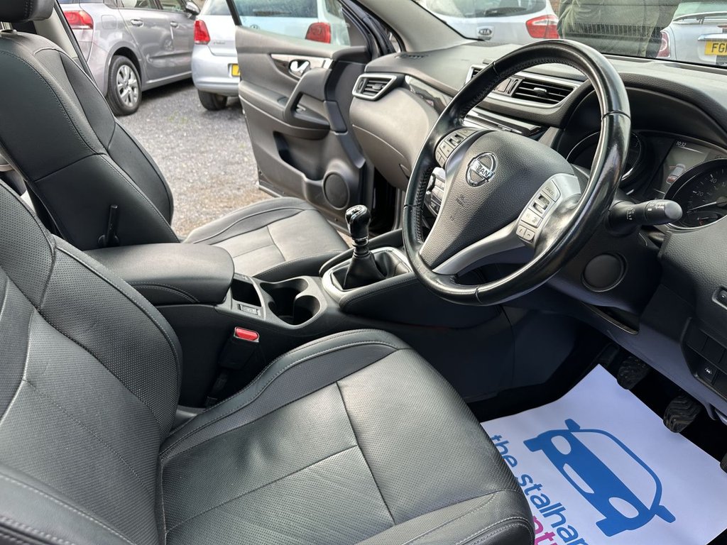 Used Nissan Qashqai 2015 for sale - 76514555: Photo 11