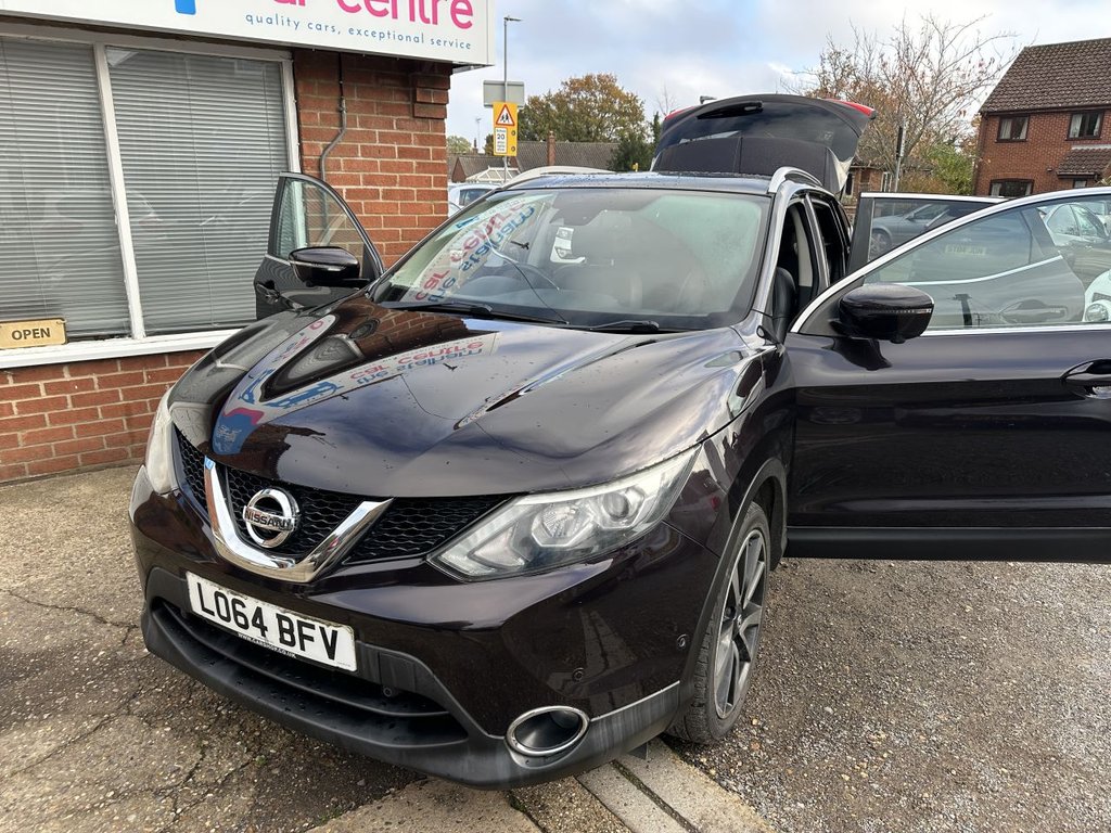 Used Nissan Qashqai 2015 for sale - 76514555: Photo 12