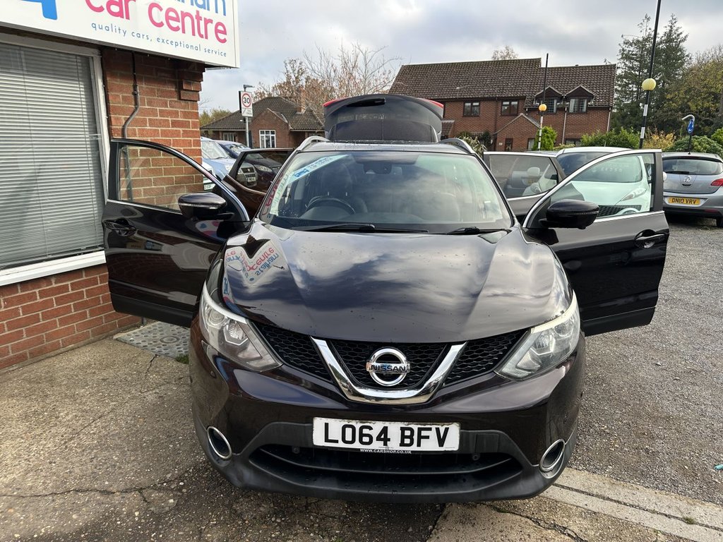 Used Nissan Qashqai 2015 for sale - 76514555: Photo 14