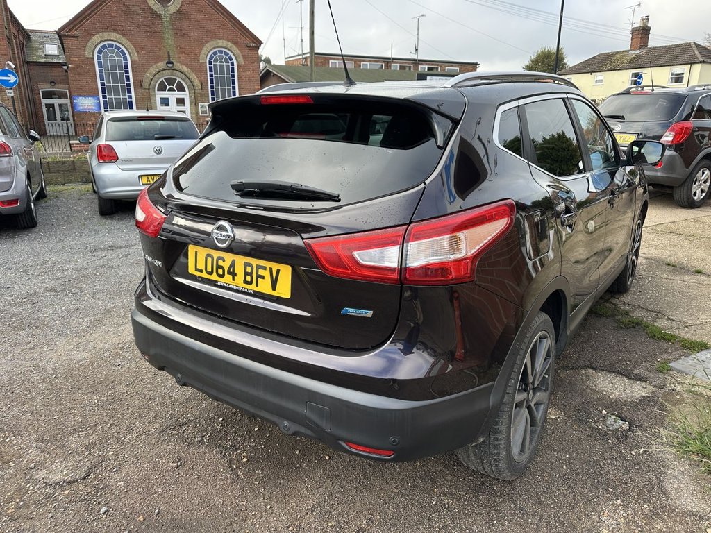 Used Nissan Qashqai 2015 for sale - 76514555: Photo 6