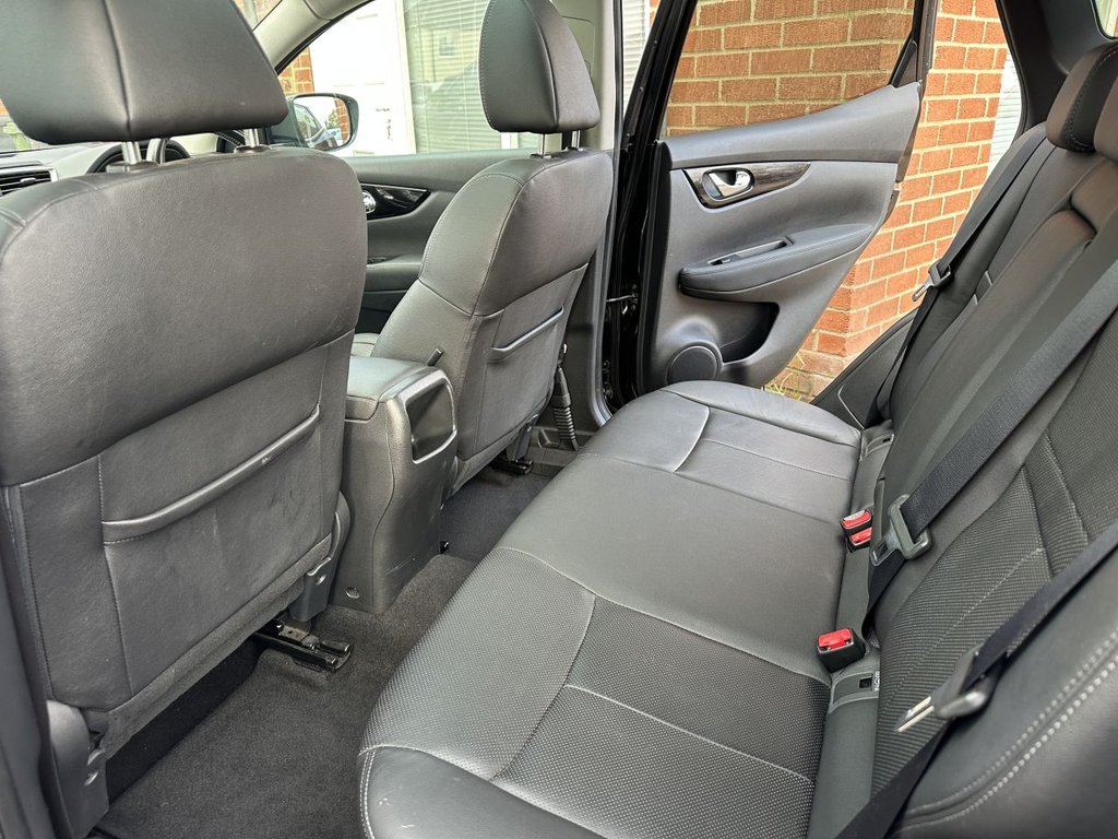 Used Nissan Qashqai 2015 for sale - 76514555: Photo 9