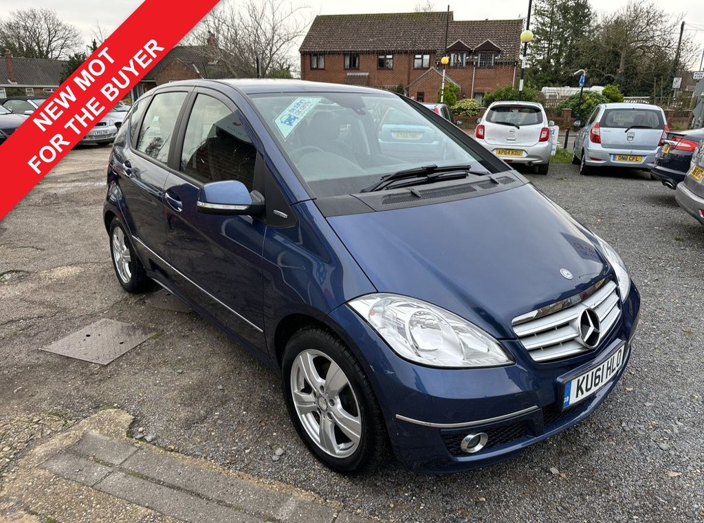 Used Mercedes-Benz A-Class 2012 for sale - 76923455: Photo 1