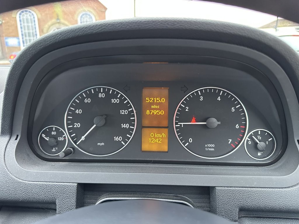 Used Mercedes-Benz A-Class 2012 for sale - 76923455: Photo 3