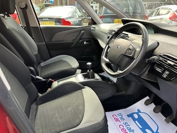 Used Citroen C4 Grand Picasso 2014 for sale - 76148203: Photo 3