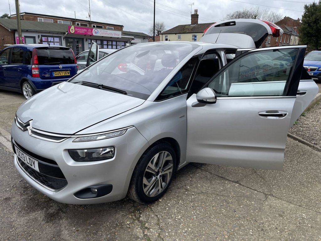 Used Citroen C4 Picasso 2013 for sale - 77693151: Photo 12
