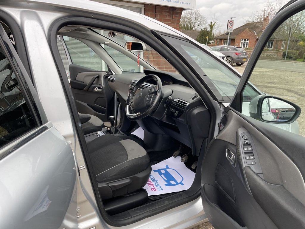 Used Citroen C4 Picasso 2013 for sale - 77693151: Photo 13