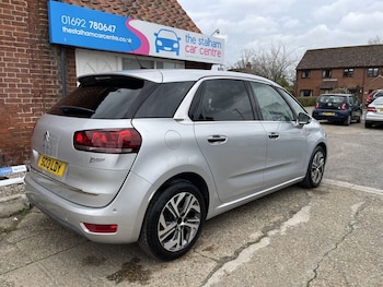 Used Citroen C4 Picasso 2013 for sale - 77693151: Photo