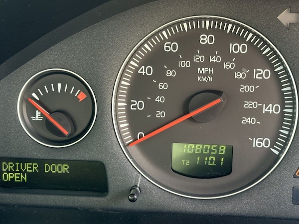 Used Volvo S60 2007 for sale - 75597135: Photo 2