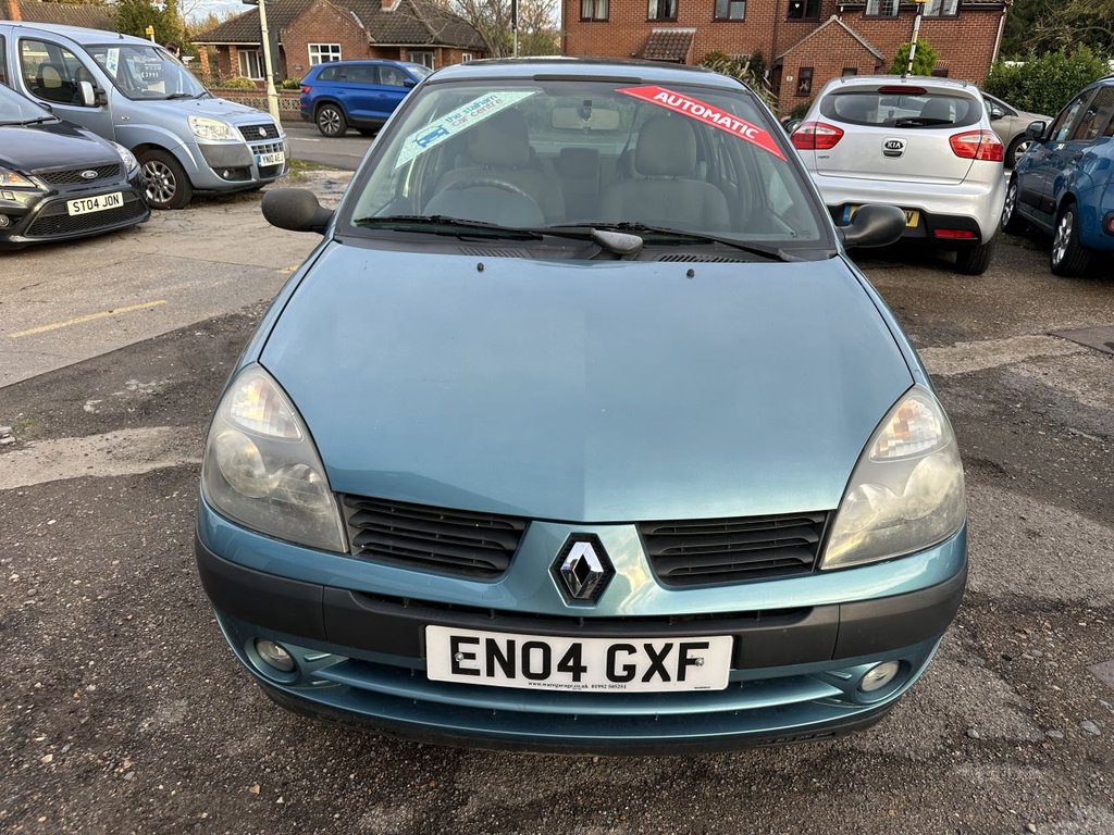 Used Renault Clio 2004 for sale - 76559286: Photo 4