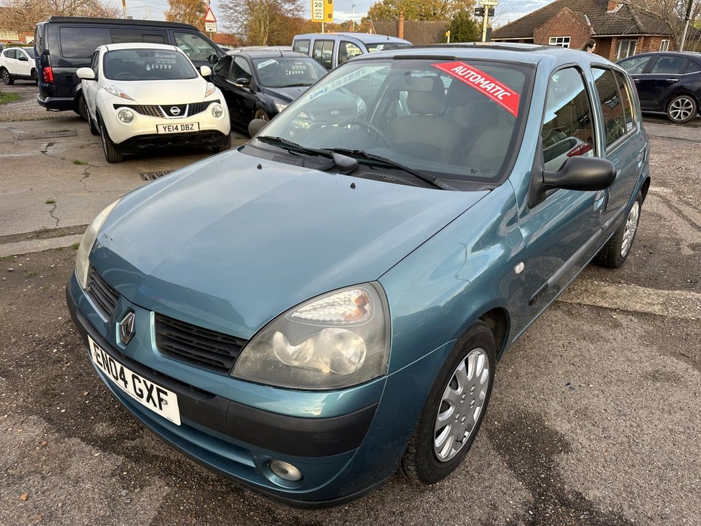 Used Renault Clio 2004 for sale - 76559286: Photo 5