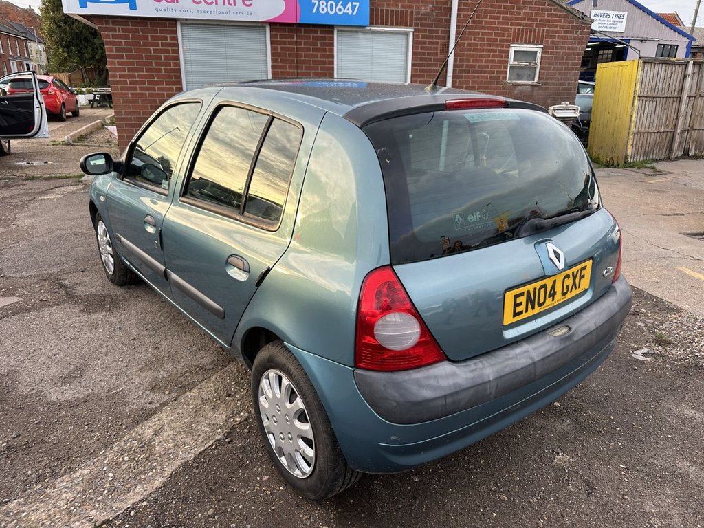 Used Renault Clio 2004 for sale - 76559286: Photo 6