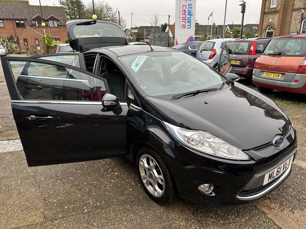 Used Ford Fiesta 2011 for sale - 76986285: Photo 13