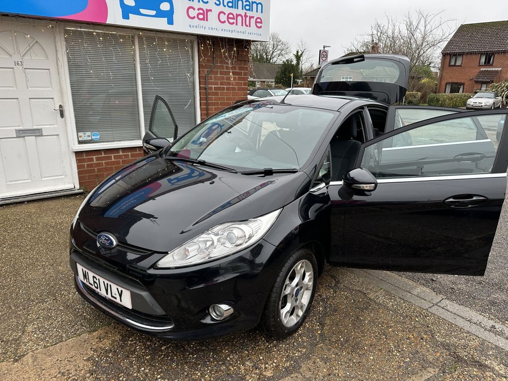 Used Ford Fiesta 2011 for sale - 76986285: Photo 15