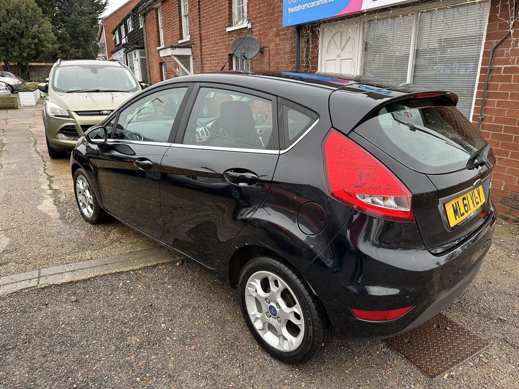 Used Ford Fiesta 2011 for sale - 76986285: Photo 6