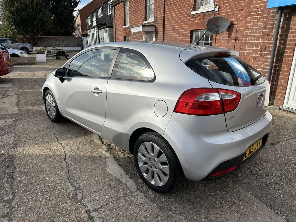 Used Kia Rio 2013 for sale - 76178474: Photo 4