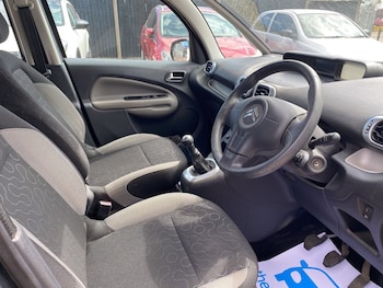 Used Citroen C3 Picasso 2012 for sale - 79481756: Photo