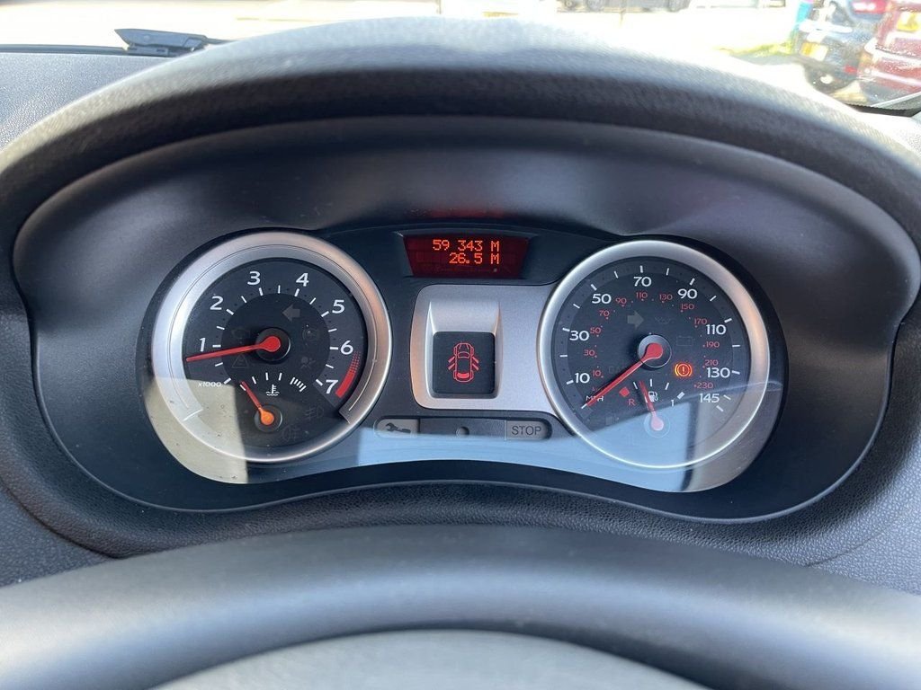 Used Renault Clio 2008 for sale - 77328384: Photo 15