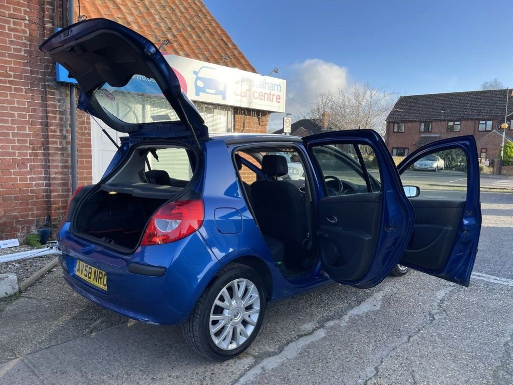 Used Renault Clio 2008 for sale - 77328384: Photo 9