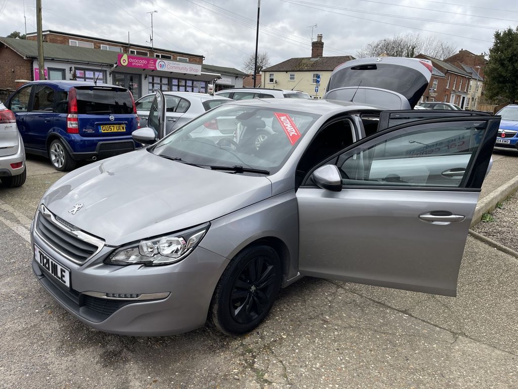 Used Peugeot 308 2015 for sale - 77680872: Photo 12