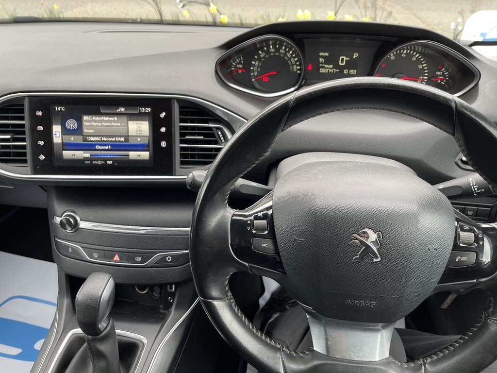 Used Peugeot 308 2015 for sale - 77680872: Photo 18