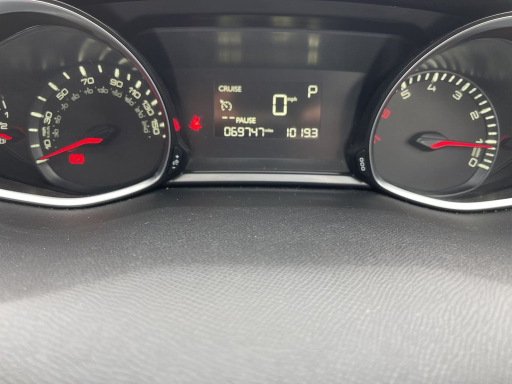 Used Peugeot 308 2015 for sale - 77680872: Photo 3