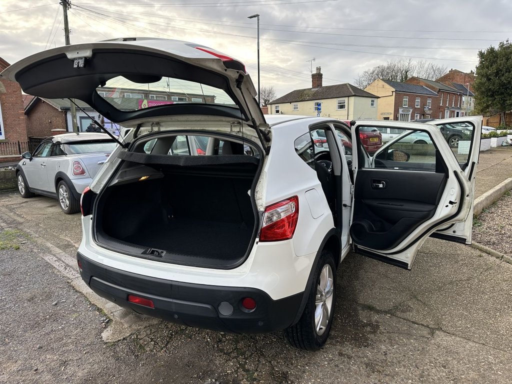 Used Nissan Qashqai 2012 for sale - 76923654: Photo 18