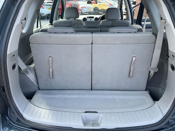 Used Kia Carens 2009 for sale - 75528061: Photo 12