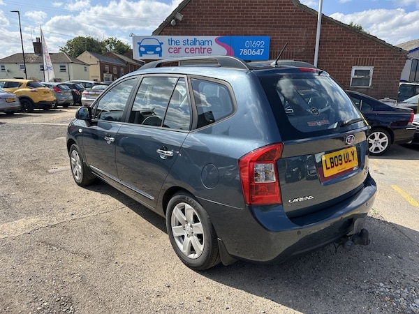 Used Kia Carens 2009 for sale - 75528061: Photo 6