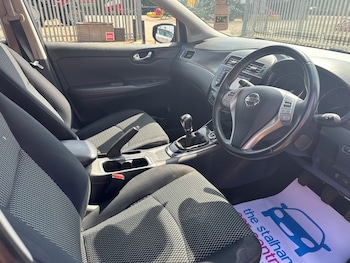 Used Nissan Pulsar 2016 for sale - 79032448: Photo