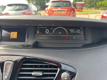 Used Renault Scenic 2014 for sale - 79059507: Photo