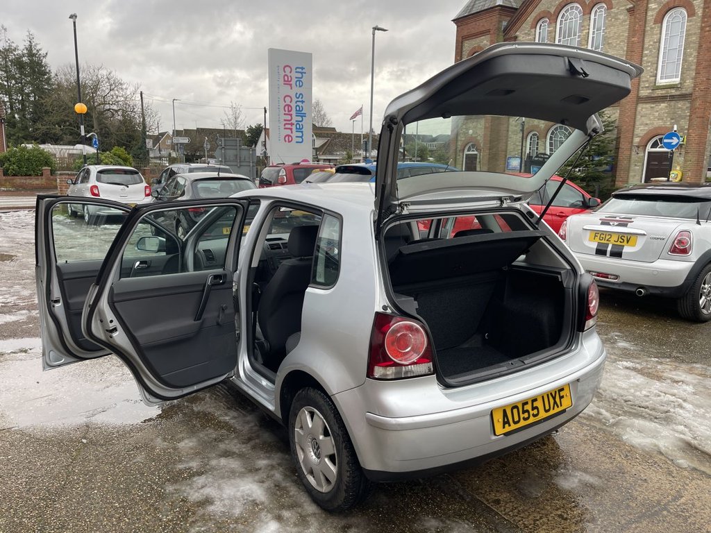 Used Volkswagen Polo 2005 for sale - 77133172: Photo 11